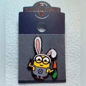 Despicable Me Minions Lunar New Year Rabbit Ears Limited Edition Pin 🥕